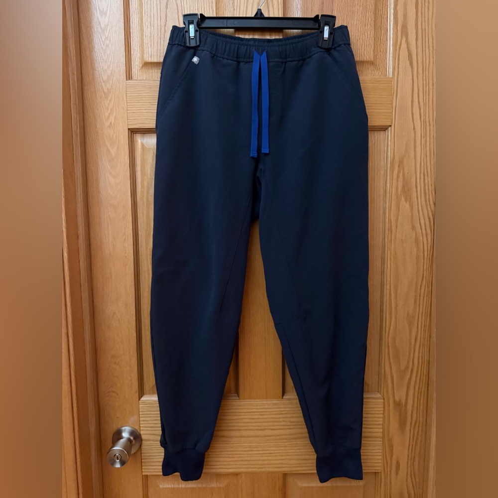 Figs Men’s Scrub Pants (2)